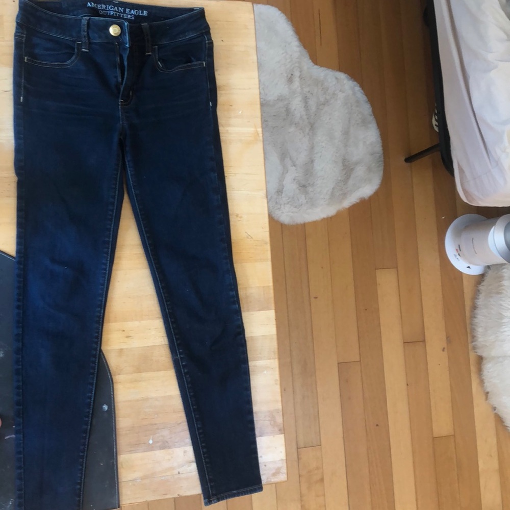 American Eagle dark wash super stretch jeggings